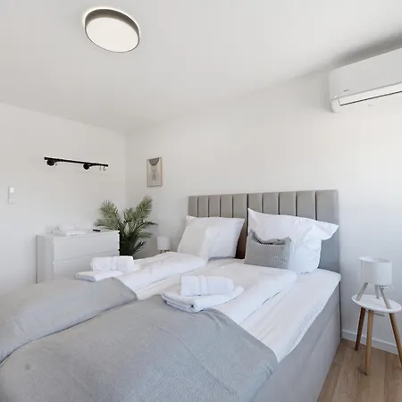 Appartement Business&family - Lage, Parkplatz, Wasen, Klima, Netflix, 100qm Stuttgart