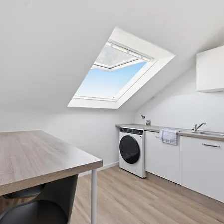 Business&family - Lage, Parkplatz, Wasen, Klima, Netflix, 100qm